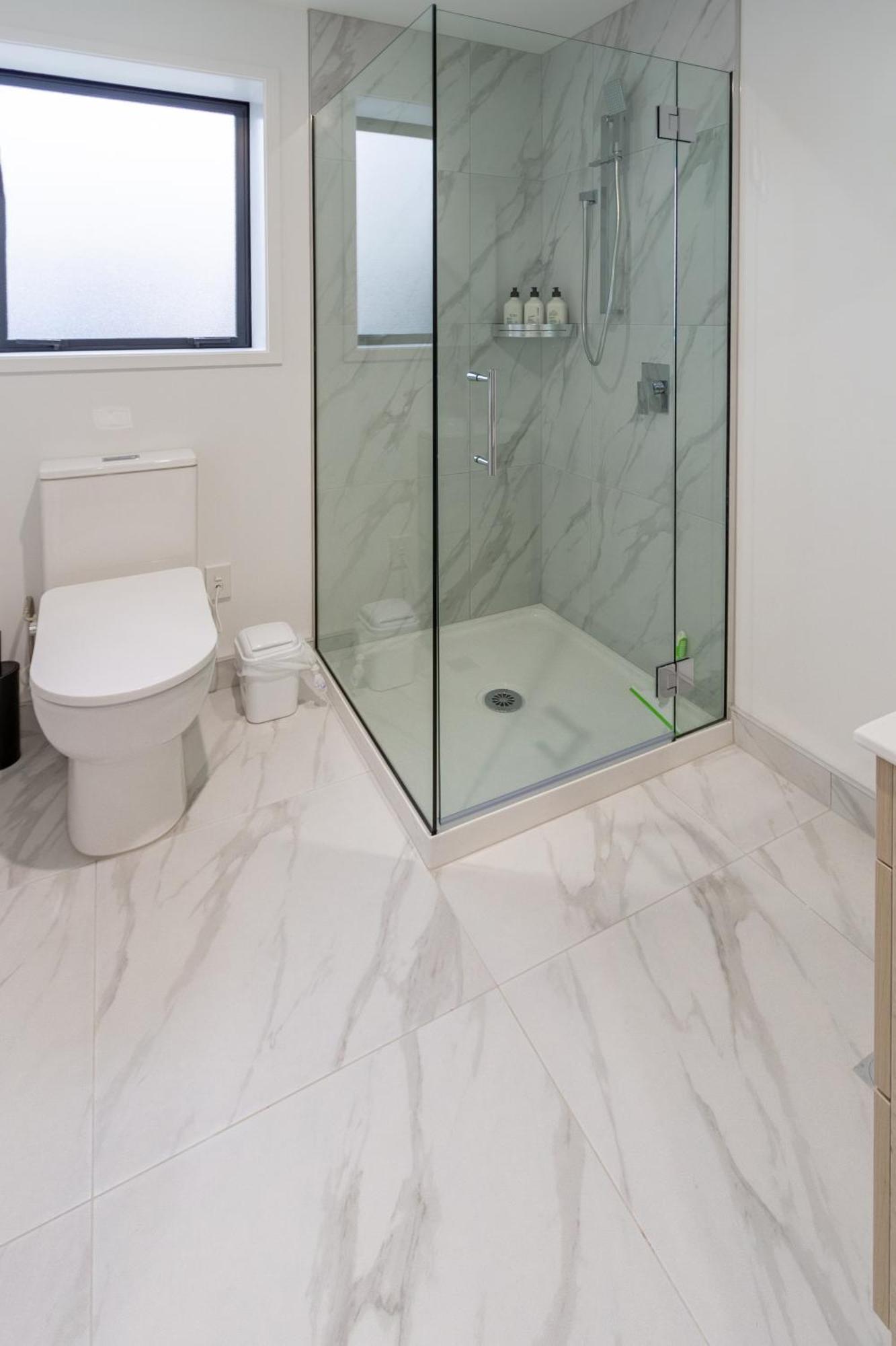 Apartment Discover Elegance - New Haven. 3 Bedroom *
